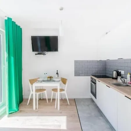Green Apartment *